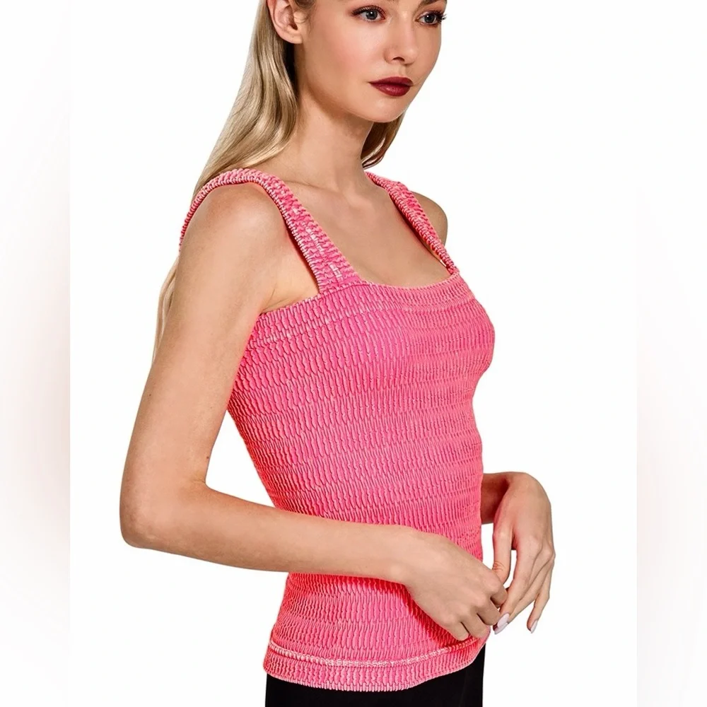 😉 👀 Zenana Seamless Winkle Stone Washed Tank Top - Coral Fuschia - Picture 2 of 9